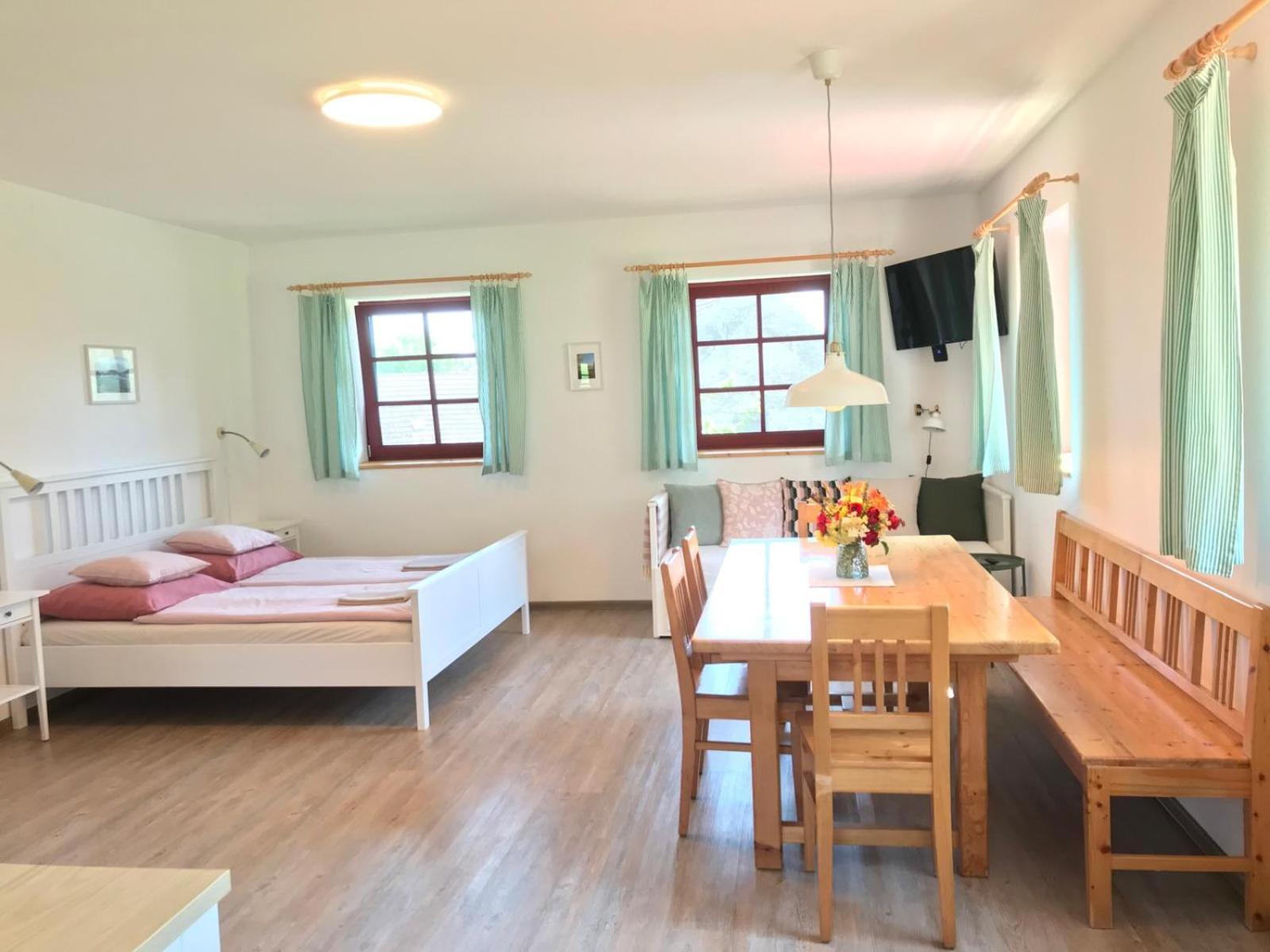 Ubytování Praschlhaus Horní Planá Esterno foto