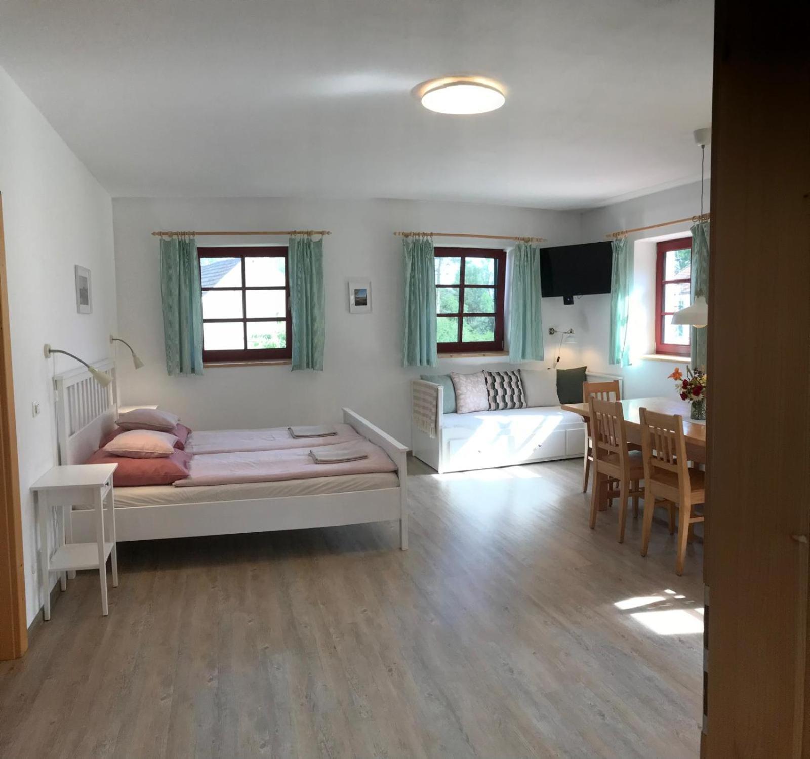 Ubytování Praschlhaus Horní Planá Esterno foto